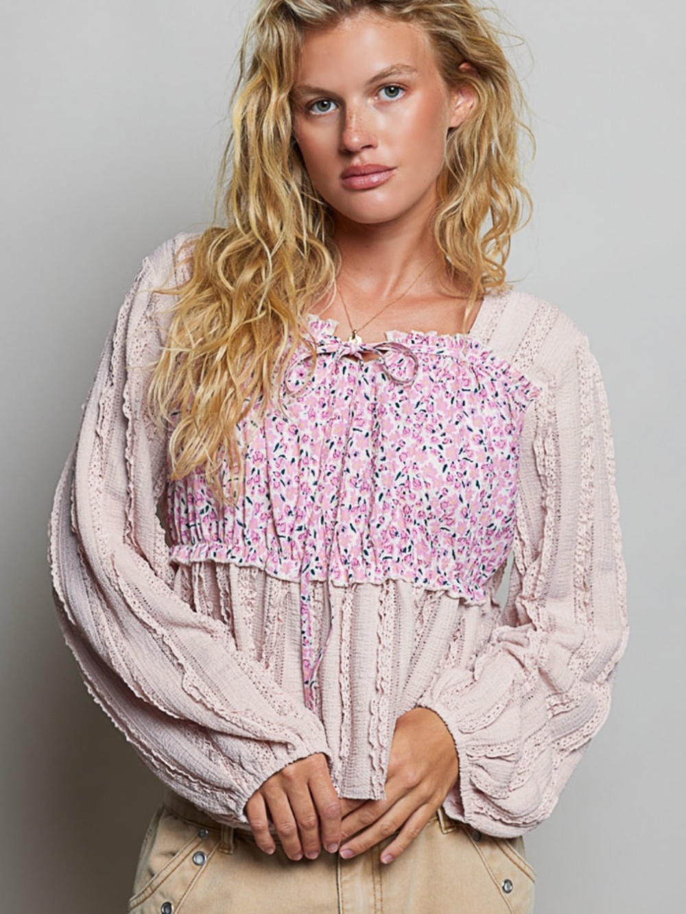 🎉 POL “ MARGO “ POL Square Neck Top with Lace and Ruffle Detail 63